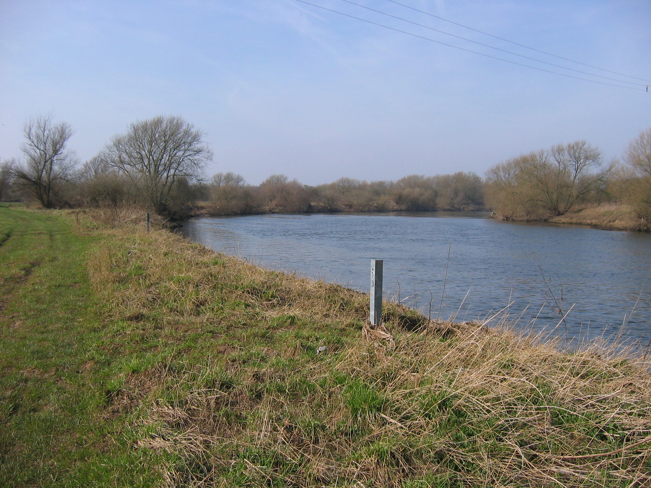 River Trent, Radcliffe Viaducts. NG12 2LU image 1